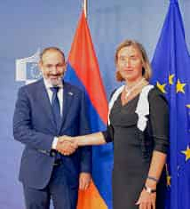 Европейские деньги и эффект Кочаряна: в чем мессидж Запада Пашиняну
