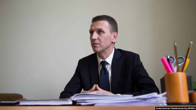 Против Порошенко открыто 11 производств - Труба