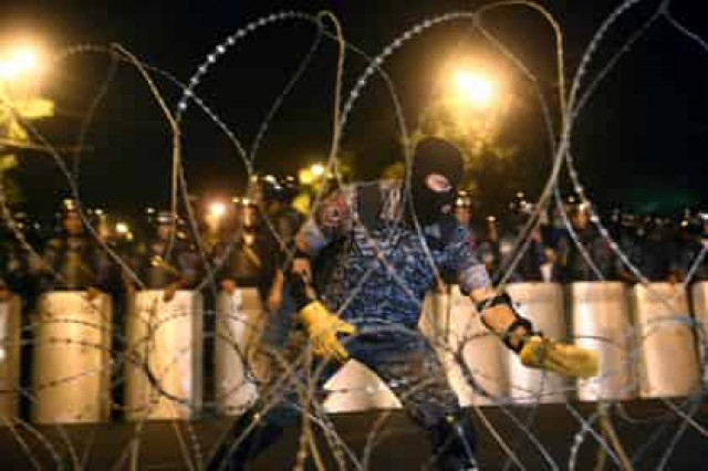 Все захватившие здание полиции в Ереване сдались властям