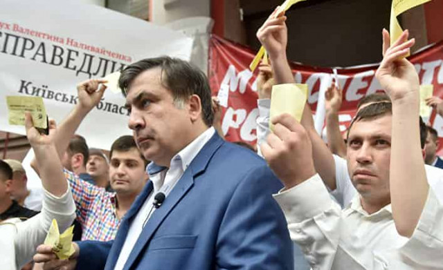 События недели: изгнание Саакашвили, расстрел АТОшников в Днепре и антиукраинские заявления Трампа