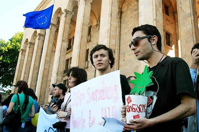 В Грузии легализовали употребление марихуаны