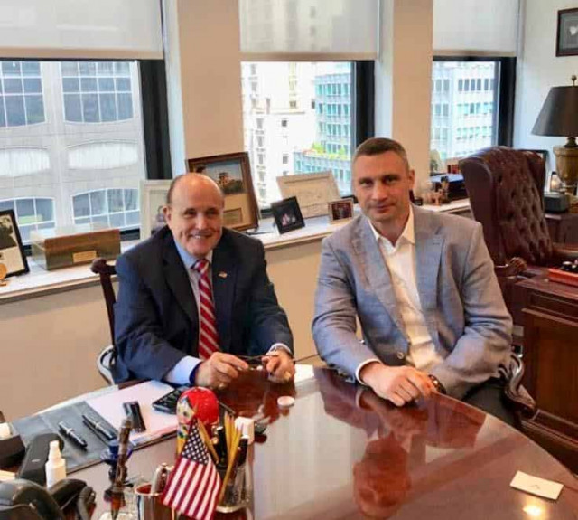 Following spat with Zelensky Office chief, Klitschko flies to NY, meets with Trump's lawyer
