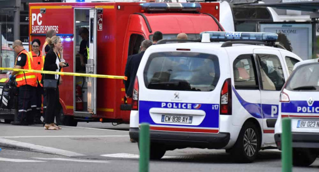 Нападение на людей близ Лиона: один человек погиб, много пострадавших