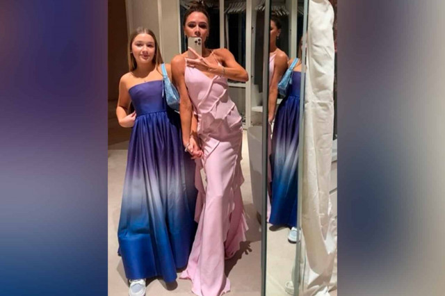 Виктория Бекхэм создала платье для своей 11-летней дочери Харпер
