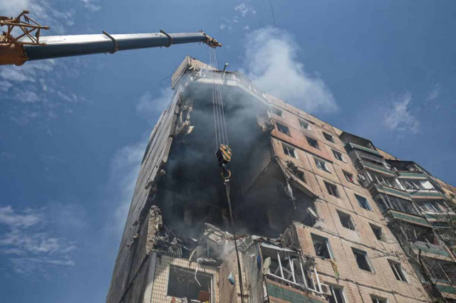 Кривавий ракетний удар росіян по Кривому Рогу: кількість постраждалих зросла
