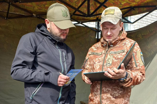 ТЦК штрафують військовозобов'язаних, які оновили дані в 