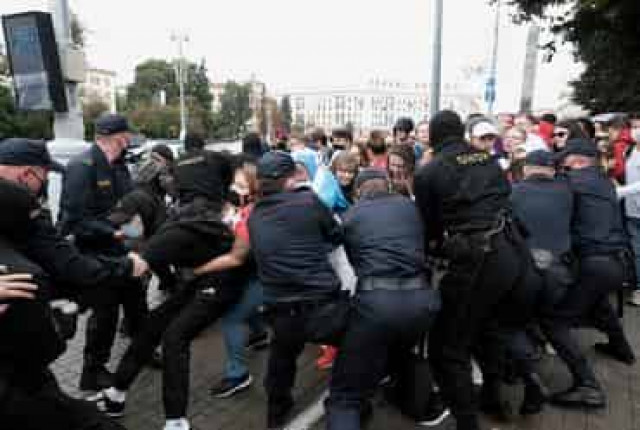 Marches and boycotts mark start of school year in Belarus