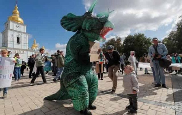 Тарифы, пенсия, армия. Что изменится с 1 октября