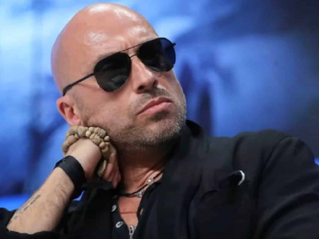 Нагиев в сине-желтом довел россиян до бешенства
