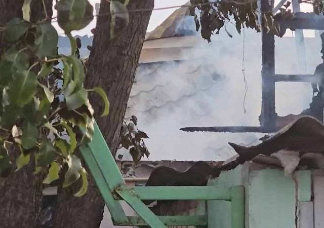 Жахливий удар по Херсону: поранені люди, серед них – поліцейські та комунальники (фото)