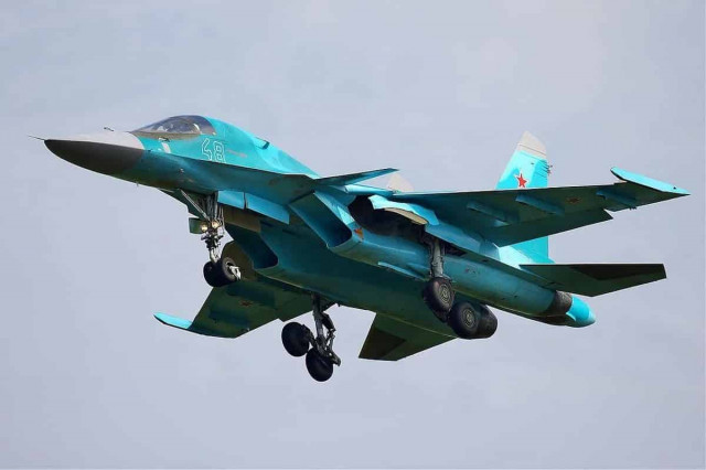 Росія в 2023 році зробила майже вдвічі менше літаків Су-34М, ніж в 2022
