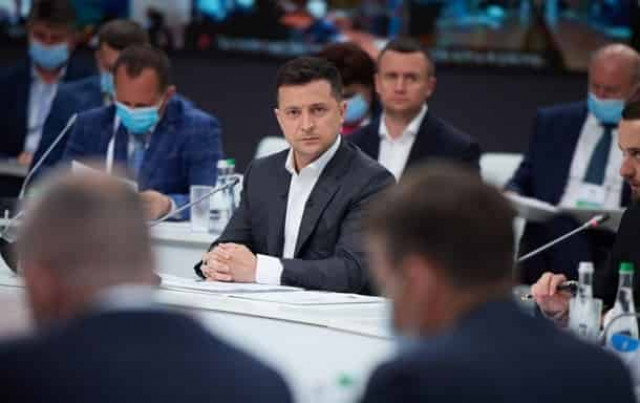 Зеленский рассказал, как будит министров по утрам