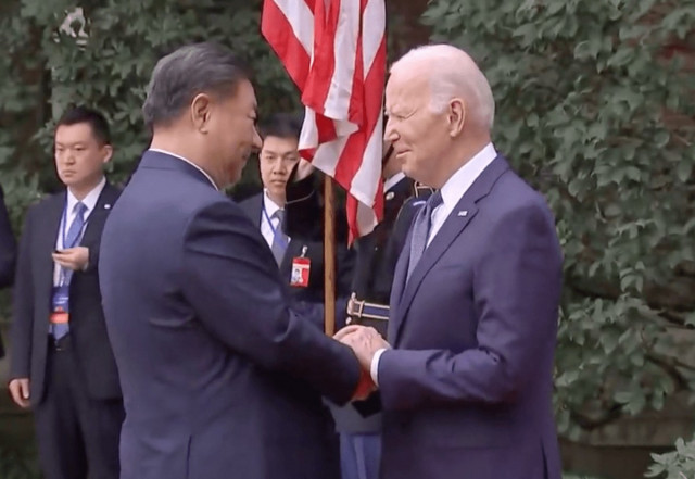 США і Китай можуть закінчити війну в Україні: Зеленський назвав умову
