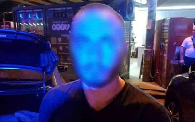 Вступился за Украину: в Киеве таксист ударил ножом пассажира-иностранца