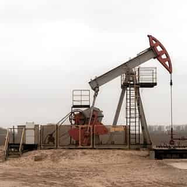 Постпред в Вене предрек Европе жизнь без российской нефти
