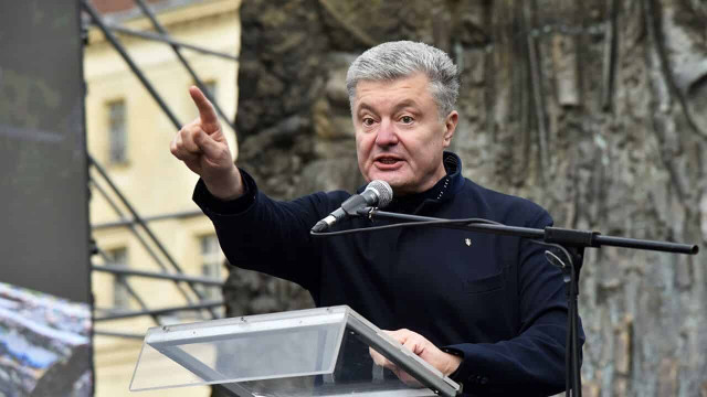 Экс-президент Украины Порошенко опубликовал мем с 