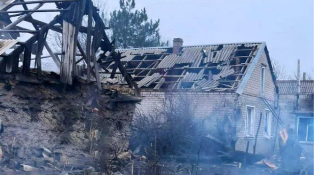 Через російські атаки в п'яти областях загинули 3 людини, ще 35 поранені.
