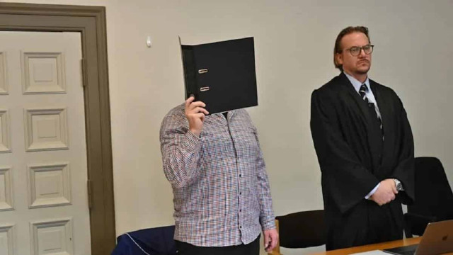 У Німеччині викрили чиновника, який домагався дітей українських біженців
