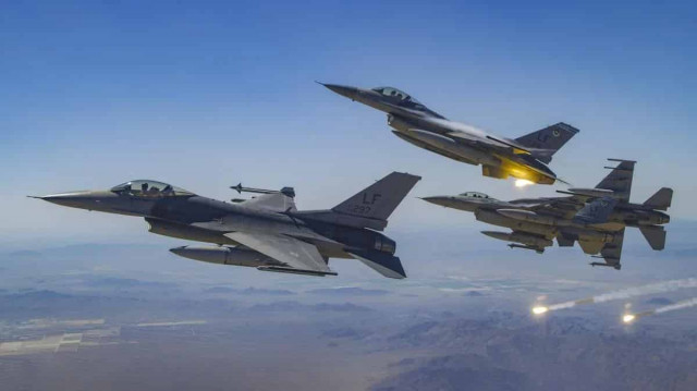 Нідерланди нададуть ЗСУ ще кілька винищувачів F-16
