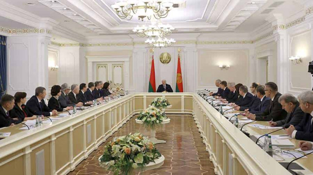 Лукашенко назвал протесты в Казахстане уроком для Белоруссии
