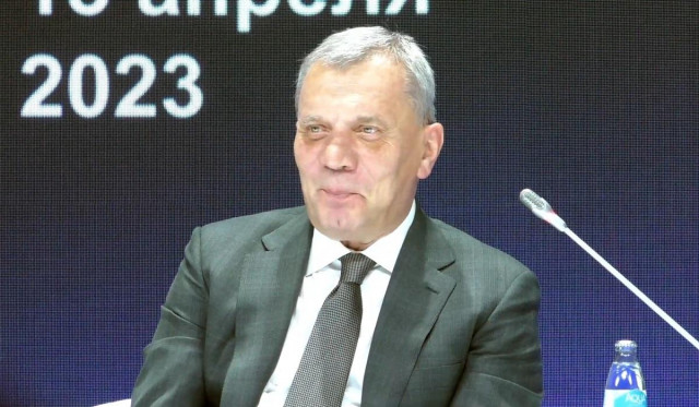 Путін відправив у відставку голову 