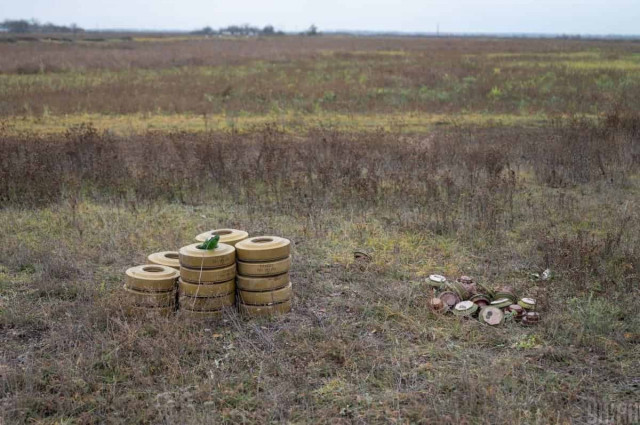 Теракт на Каховській ГЕС: військові попередили про детонування мін
