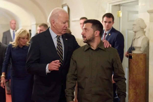 Сценарій Рейгана: Байдену готують історичну промову про допомогу Україні, - Politico
