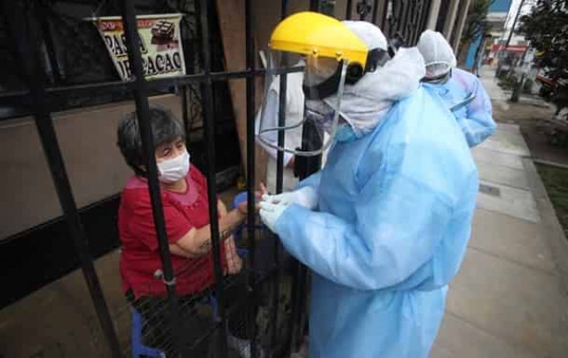 Число случаев COVID-19 в мире 