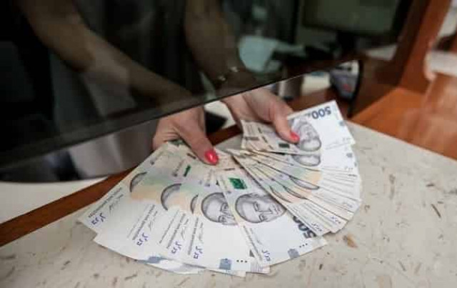 Украинцы рекордно набрали микрокредитов