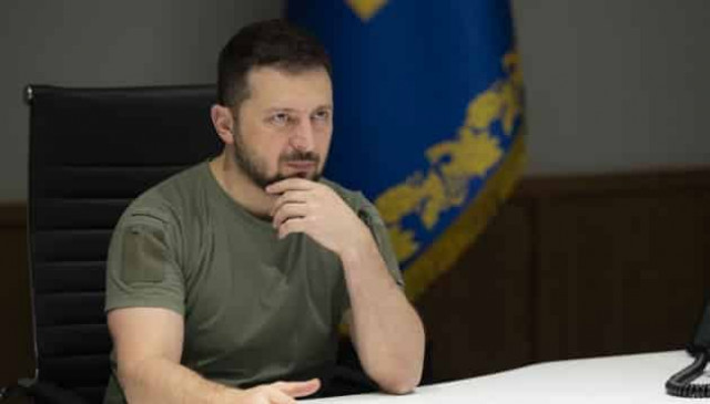 Вышла книга речей Зеленского «Послание из Украины»