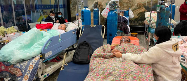 Германия призвала отказаться от несрочных поездок в Китай
