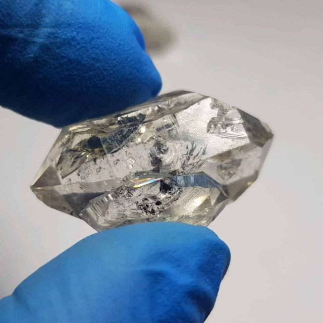 США и Евросоюз обсуждают санкции против алмазной отрасли России - Госдеп
