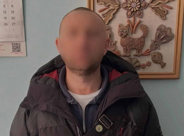 Відбирав у місцевих човни для втечі окупантів з Херсона: СБУ схопила зрадника
