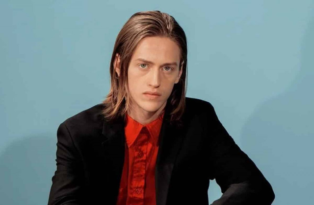 Звинувачений у насильстві зірка 