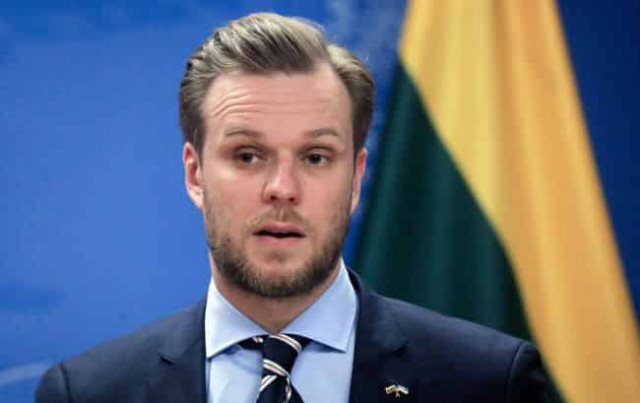 Все запасы оружия стран-партнеров нужно открыть для Украины, - глава МИД Литвы
