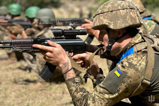 Підготовка взводів та рот ЗСУ за кордоном скоротилась до 7 днів: у чому причина
