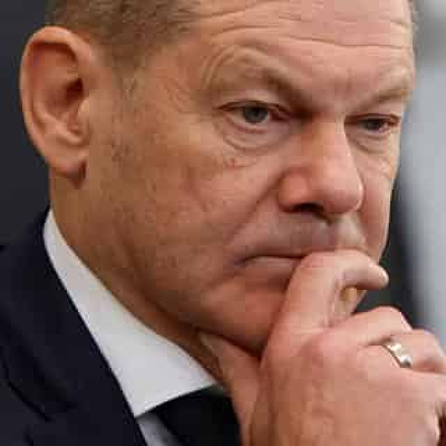 Шольц заявил о снижении рисков ядерной войны после действий Запада
