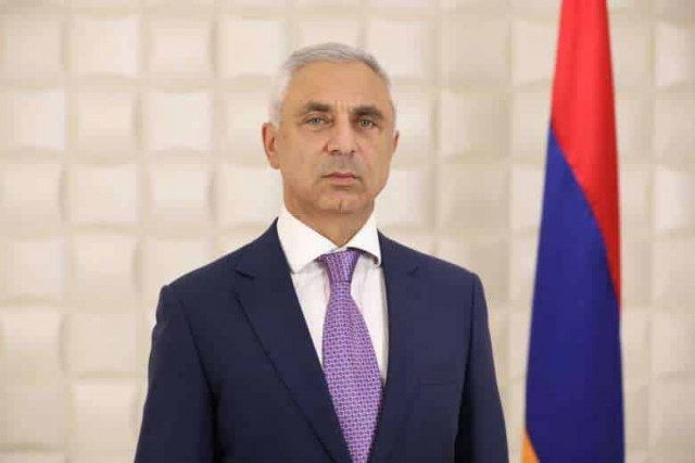 Артак Товмасян является одной из ключевых фигур в гражданской инициативе ''Третья сила'': газета ''Факт''