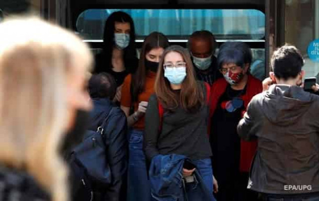 В Украине за сутки 19,6 тысяч COVID-заболевших