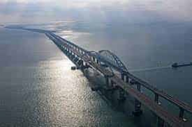 Крымский мост не заработает полностью до сентября 2023 года – разведка Британии
