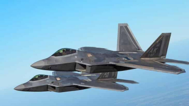 Нидерланды обсуждают возможность предоставления Украине истребителей F-16
