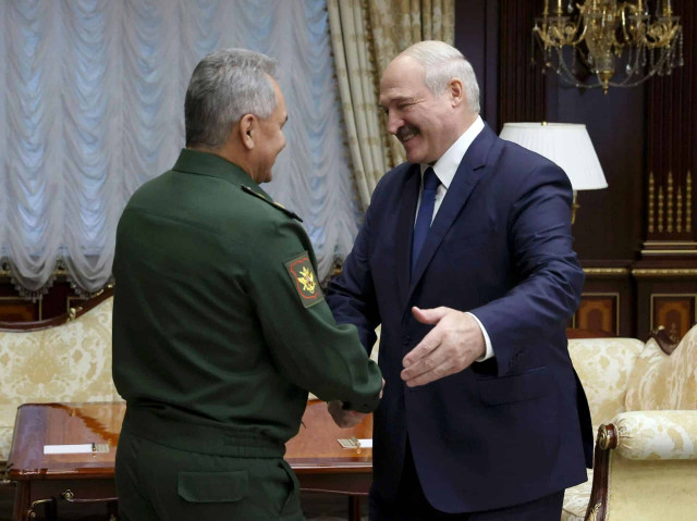 Лукашенко: Белоруссии нужны гарантии от России на случай внешней агрессии