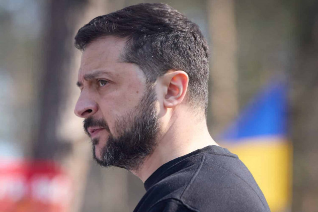 CNN: США прослушивали совещания президента Украины Зеленского
