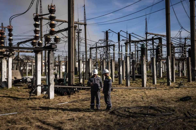 В Украине масштабные перебои с электричеством из-за обстрелов РФ - Минэнерго
