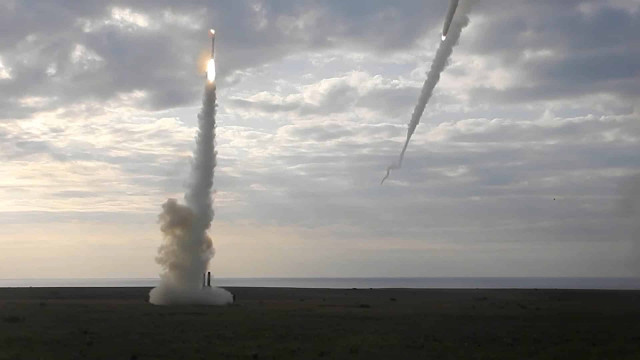 Росіяни запускали не лише дрони: у ЗСУ розкрили важливі деталі нічного удару РФ по Україні
