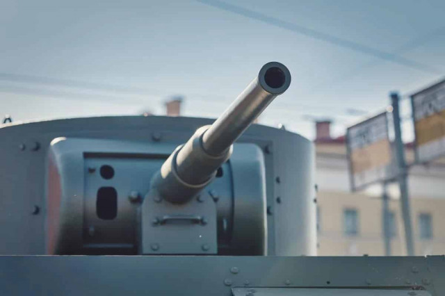 Еквадор відмовиться від військового 