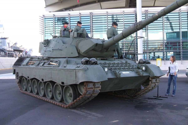 Дания назвала сроки поставок Украине первых танков Leopard 1
