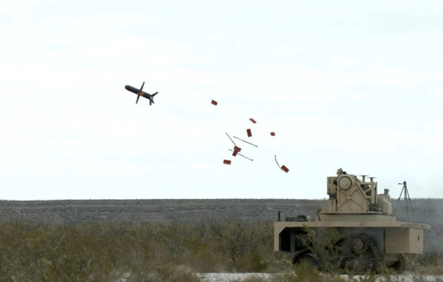 Американський оборонний стартап Aeon розпочав інтеграцію своїх керованих ракет Zeus в українські дрони