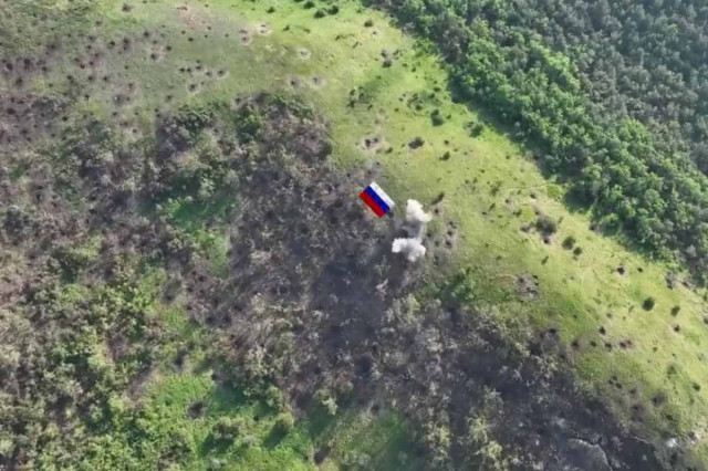 ЗСУ на Донбасі розбили росіян та зайняли позиції: генерал-полковник показав відео
