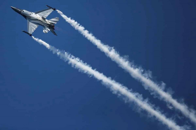 Бельгія відправить Україні винищувачі F-16: названо терміни

